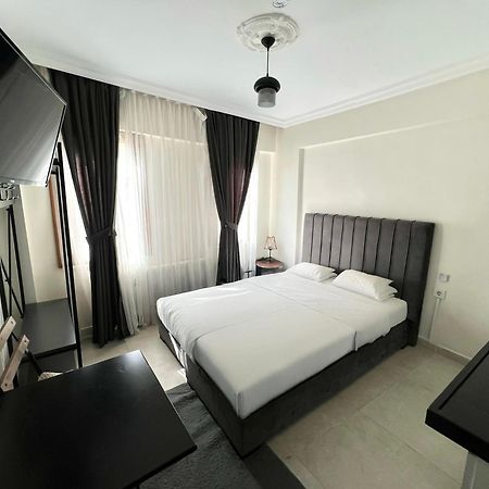 Mr Miller Suite Стамбул Екстер'єр фото